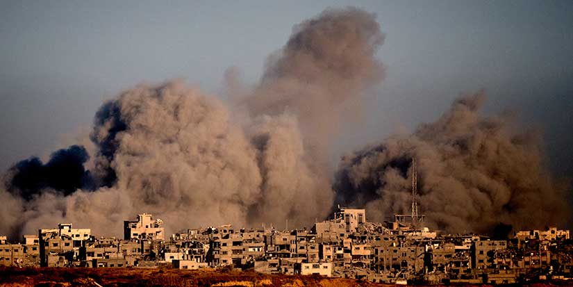 Top officials from US and Qatar join talks aimed at brokering peace in Gaza