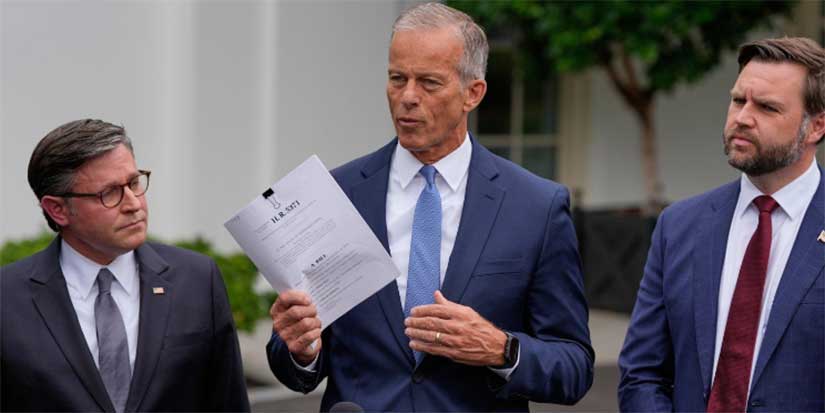 Congressional leaders leave White House meeting without deal to avoid government shutdown