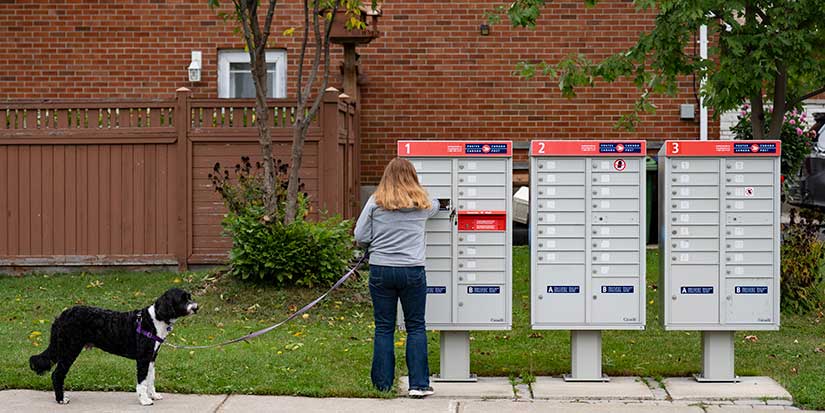 Mail delivery set to resume as Canada Post workers to switch to rotating strikes