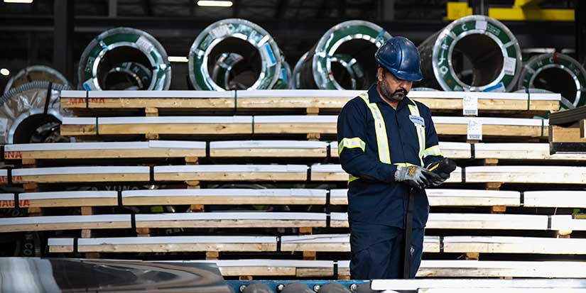 Canada adds surprise 60,000 jobs in September, unemployment rate steady at 7.1%